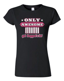 Junior Only Awesome Mimi Get Hugged A Lot Mother Mommy Gift Funny T-Shirt Tee